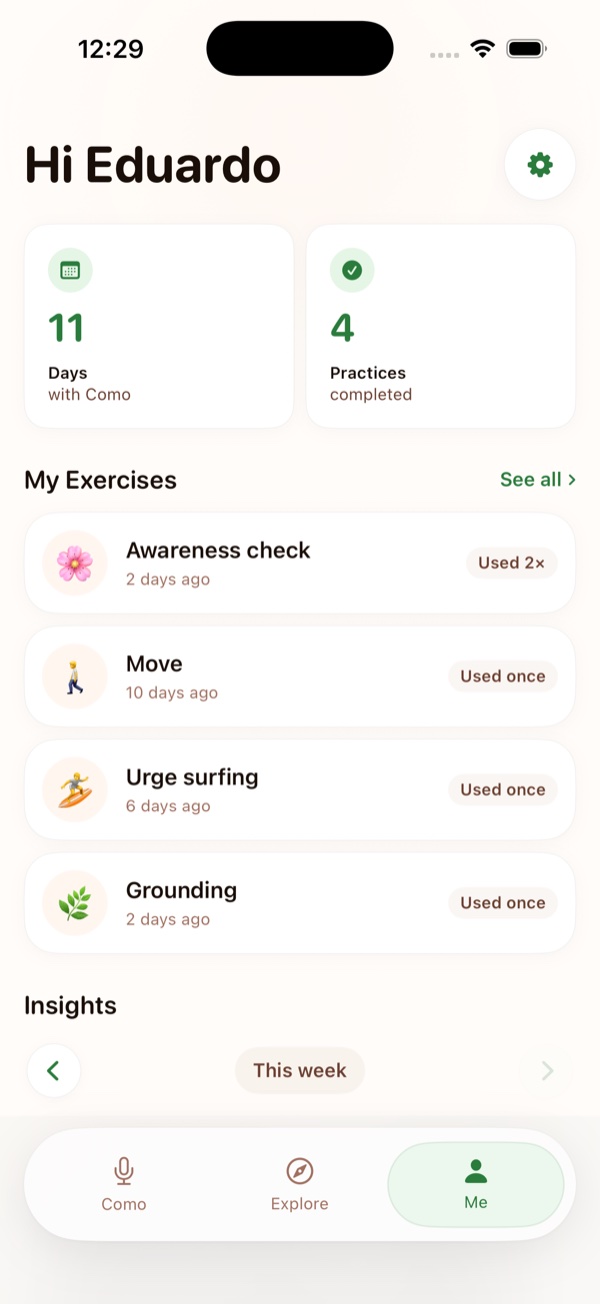 Me tab with days using Como, practices completed, exercise history, and weekly insights navigation